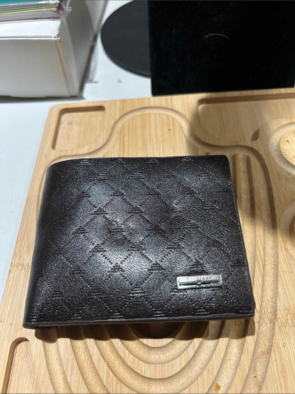 Rebrilliant Men's Textured Leather Wallet in Dark Brown with Silver Logo Plaque